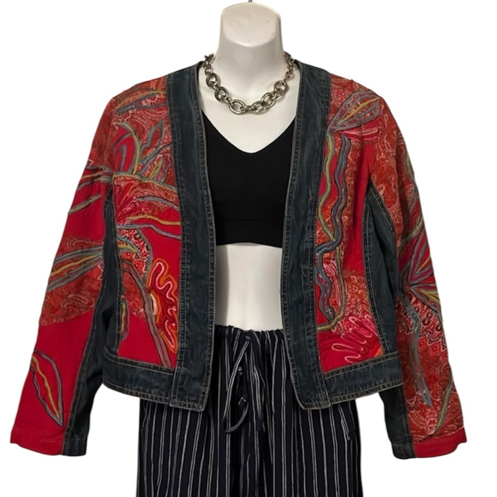 Chico’s Denim Embroidered Boho Patchwork Cropped Jacket Sz S/4 (Chicos Sz 0)